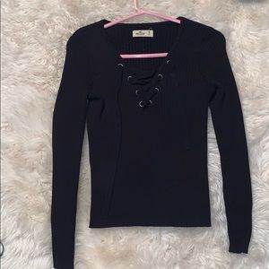 Black Hollister sweater